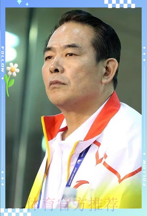 [组图]第十届中国足球协会第三次会员大会召开 蔡振华在会上致辞